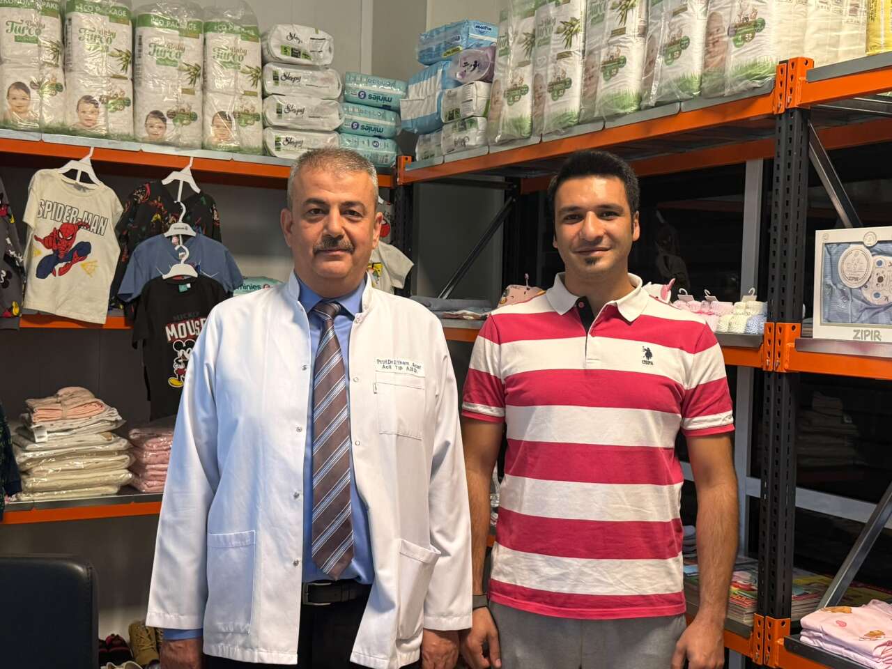 Başhekim Acar Anlattı: Muğla Eğitim ve Araştırma Hastanesi’nde İhtiyaç Sahibi Çocuklara “Minik Eller” Desteği 1